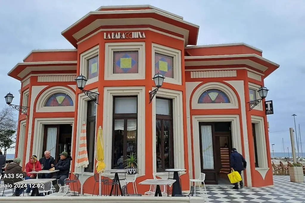 Apartment Davantialmare Livorno
